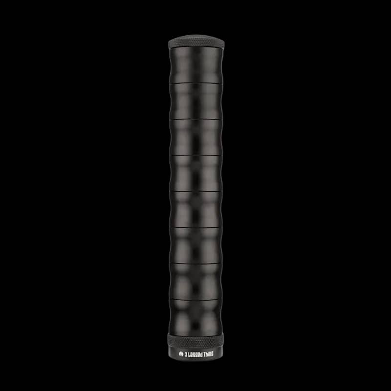 3 Legged Thing Reservoir Moderator Long Wavy Black - Image 1